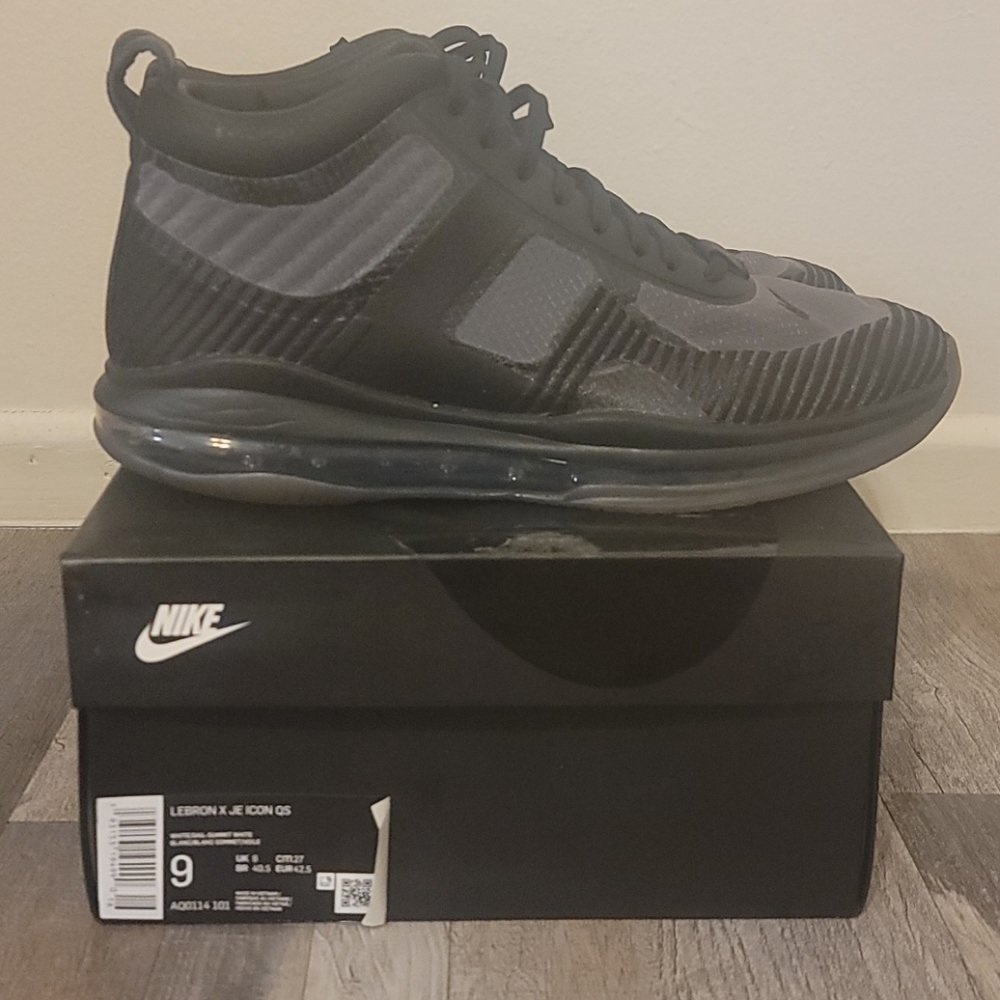 NIKE LEBRON X JE ICON QS